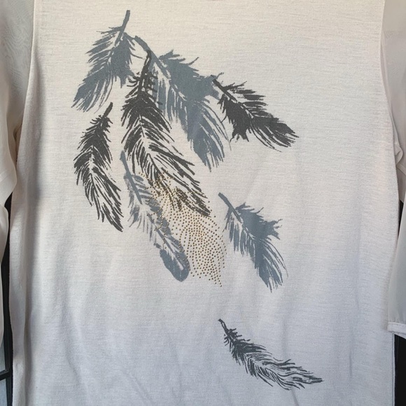 Feather Top - Picture 3 of 4